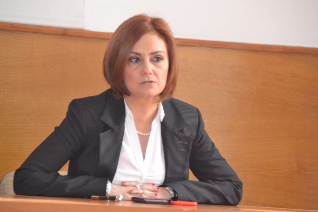 Judecătoarea Adriana Stoicescu după ce ministrul Justiției a anunțat noi beneficii pentru magistrați: Nu am nevoie de pomeni sau ajutoare, când, lângă mine, o pensionară nu știe la ce să renunțe: mâncare sau medicamente