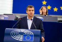 Tomac, atac la USR: Își anulează propriul discurs. Mulțumesc celor peste 200 de parlamentari care mi-au acordat încrederea și mă susțin