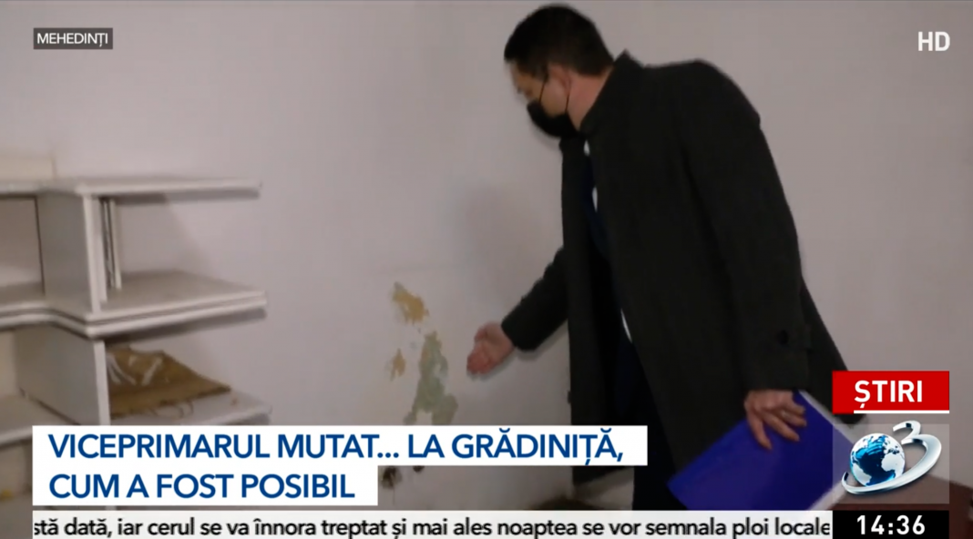 Primarul din Orșova și-a trimis viceprimarul într-o grădiniță veche, nefuncțională, „pentru a fi ancorat în realitate”