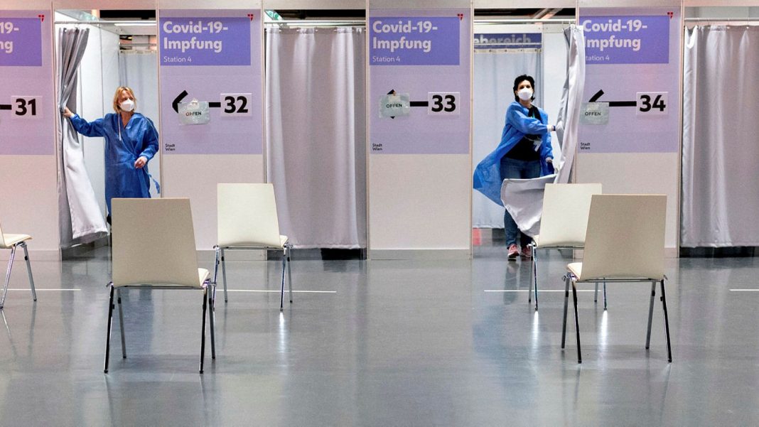 3600 de euro amendă pentru austriecii care nu vor să se vaccineze