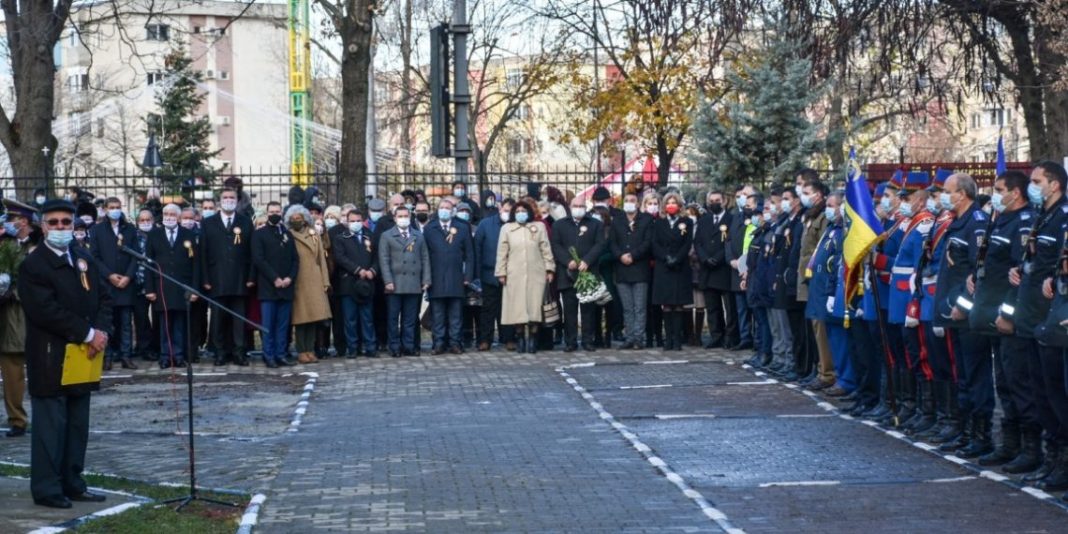 Ginerele viitoarei prefecte pesediste de Giurgiu, scandal la slujba religioasă de 1 Decembrie: L-a înjurat și amenințat pe liderul tinerilor liberali