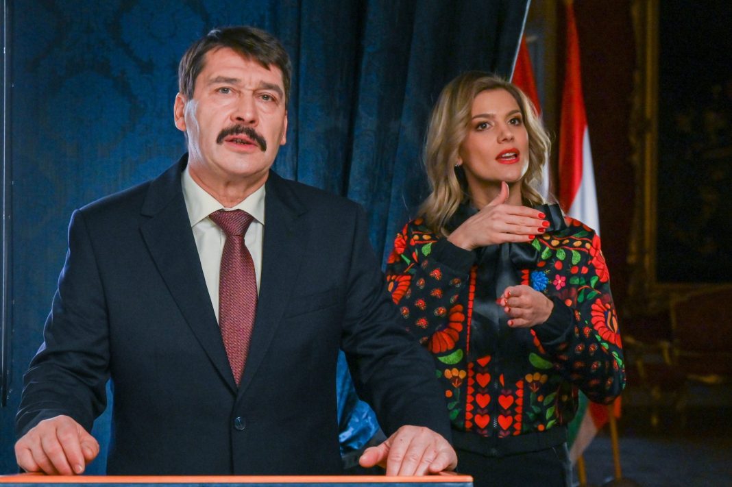 Președintele ungar de Anul Nou, cu un citat: Ne putem trăi viaţa ca o piesă de şah, dirijată de forţe externe sau putem lua frâiele în mâinile noastre