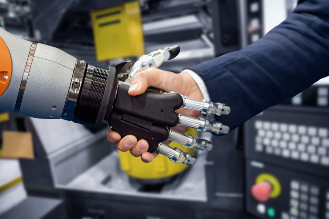 Șeful Tehnologiei Ruse: Anul acesta vor apărea hibrizi între om și inteligența artificială