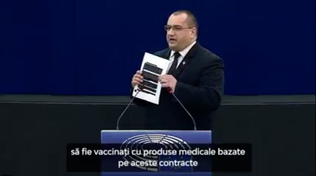 Europarlamentarul Cristian Terheș întrerupt de un ușier să prezinte, în Plenul Parlamentului European, în fața comisarului Didier Reynders, contractele cu firmele producătoare de vaccinuri