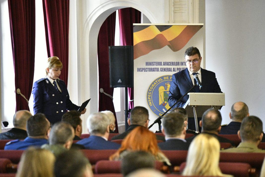 Șeful CJ Mehedinți de Ziua Poliției: Dinamica în care trăiește societatea de astăzi ne obligă pe noi, ca autorități și pe dumneavoastră, ca reprezentanți ai unei instituții de forță, să ne adaptăm conduita și acțiunile spre a oferi populației încrederea și sentimentul de liniște și ordine publică!