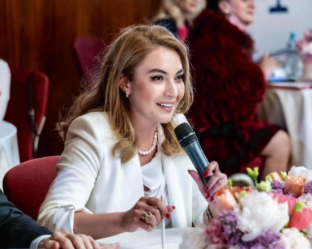 Avocata Silvia Uscov despre HATE SPEECH