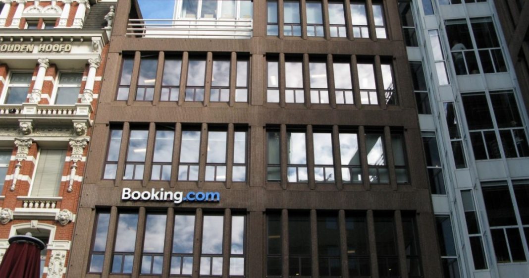 Ministerul Turismului vrea ca cei închiriază apartamente prin AirBNB, Booking sau orice altă platformă similară să aibă un certificat de clasificare