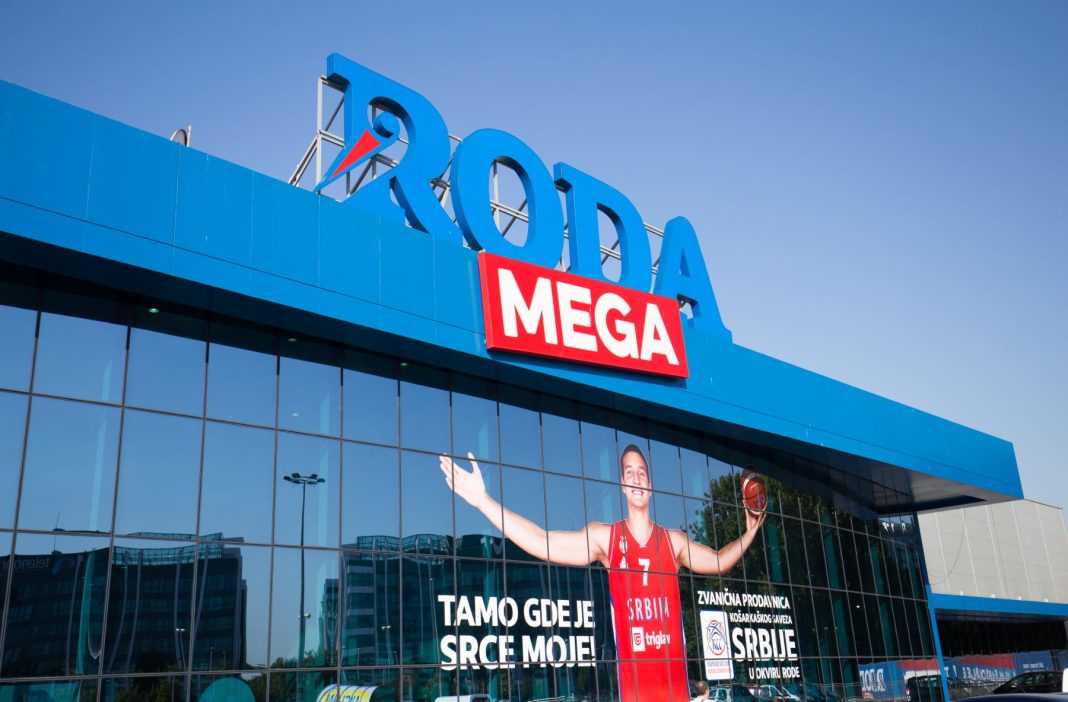 Serbia raționalizează la prețuri plafonate alimentele de bază și carburanții