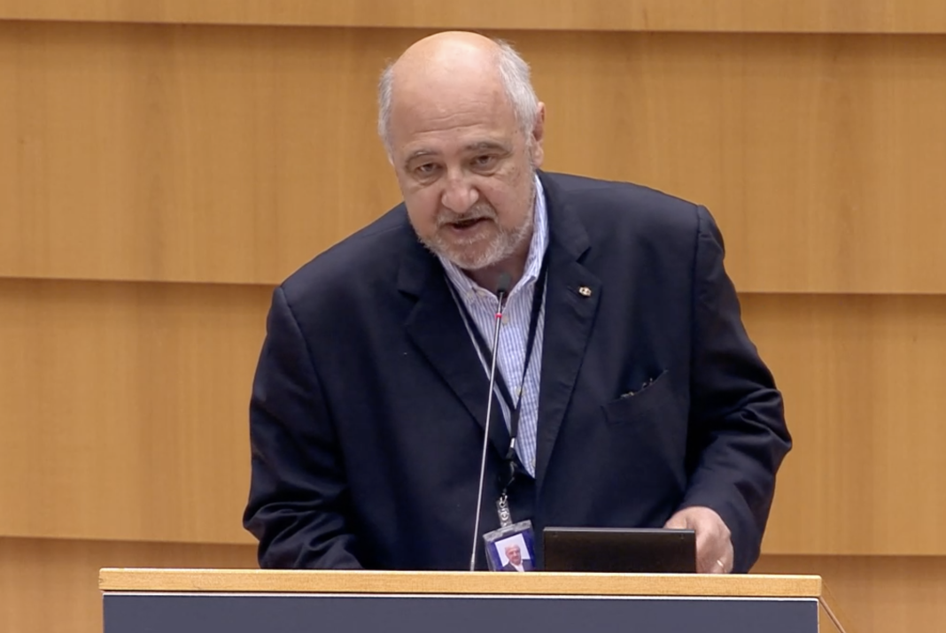 Europarlamentarul Vlad Nistor: Pericolul cel mai mare pe termen mediu este ca situația din Ucraina să se transforme într-un conflict înghețat (o Transnistrie mult mai mare in zona de est a Ucrainei), fapt ce va bloca Kiev-ul într-un purgatoriu la porțile Europei și la discreția Kremlinului