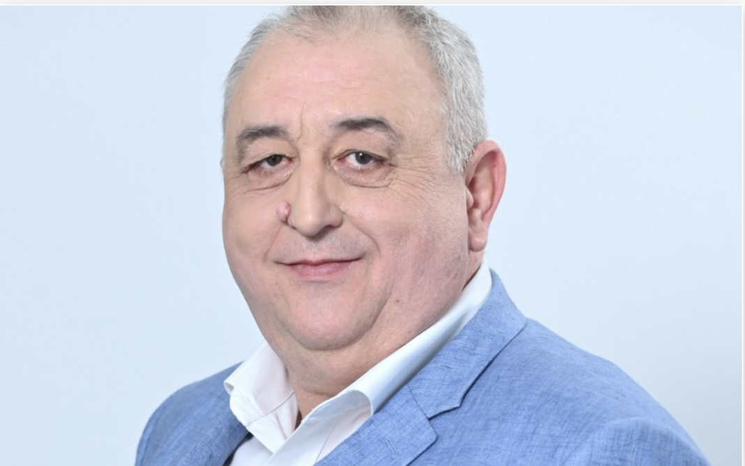 Șef la Electrica, pensionar de lux SRI, cu salariul nevestei la secret