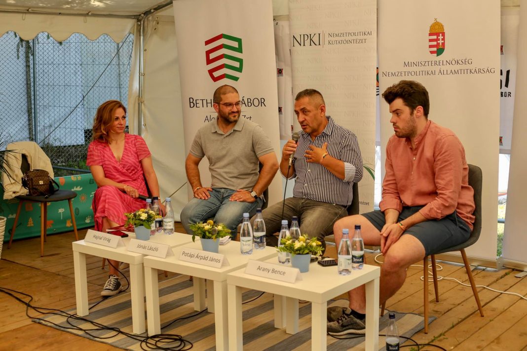 Șeful Cancelariei lui Viktor Orbán se laudă la Tuşnad (Tusványos) cu „O naţiune în acţiune”