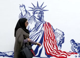 Expert rus vede o operațiune militară americană in Iran pe modelul venezuelean