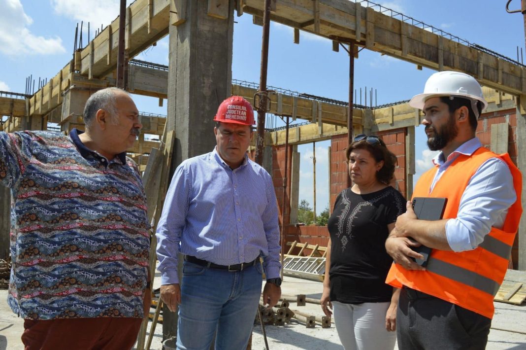 La Spitalul din Vânju Mare se lucrează în viteză