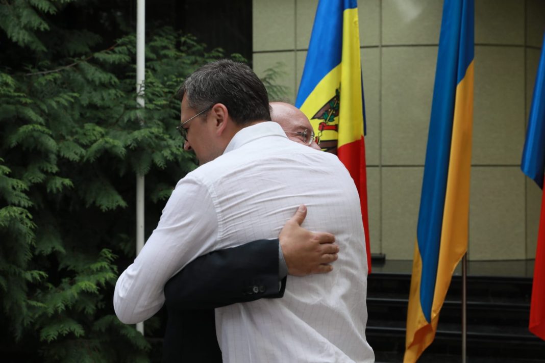 EDITORIAL VIDEO Ion Cristoiu: Bogdan Aurescu – secretara care îi face cafele lui Dmytro Kuleba