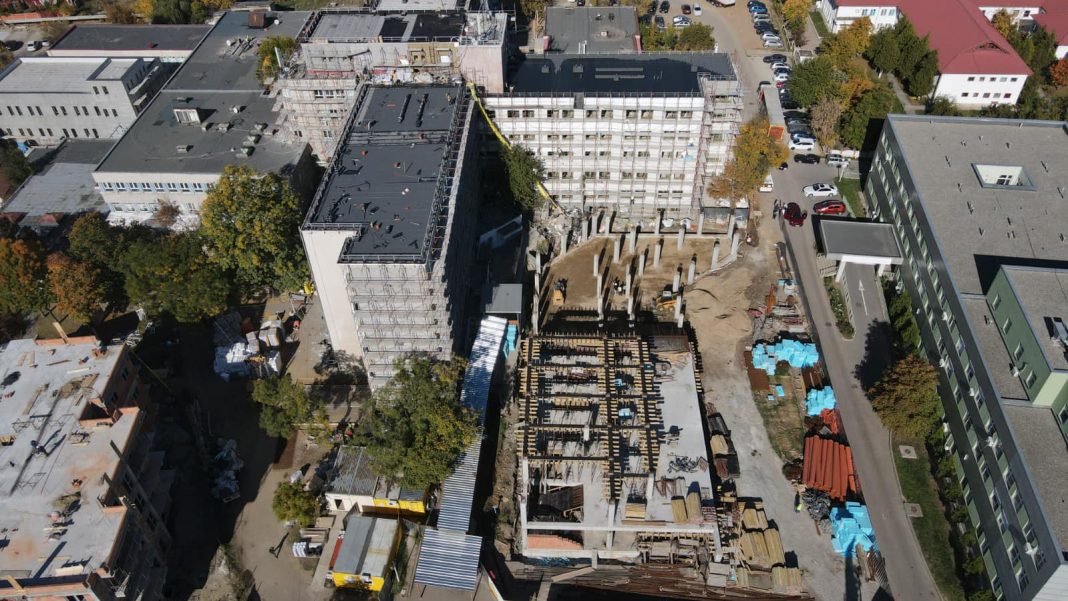 SPITALUL JUDEȚEAN DE URGENȚĂ DROBETA TURNU SEVERIN A PRIMIT ORDINUL “MERITUL SANITAR” ÎN GRAD DE CAVALER