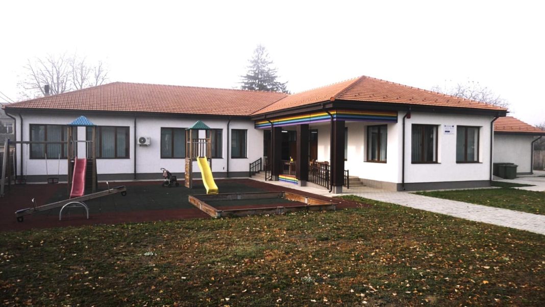 Copiii din Pristol au o grădiniță modernă