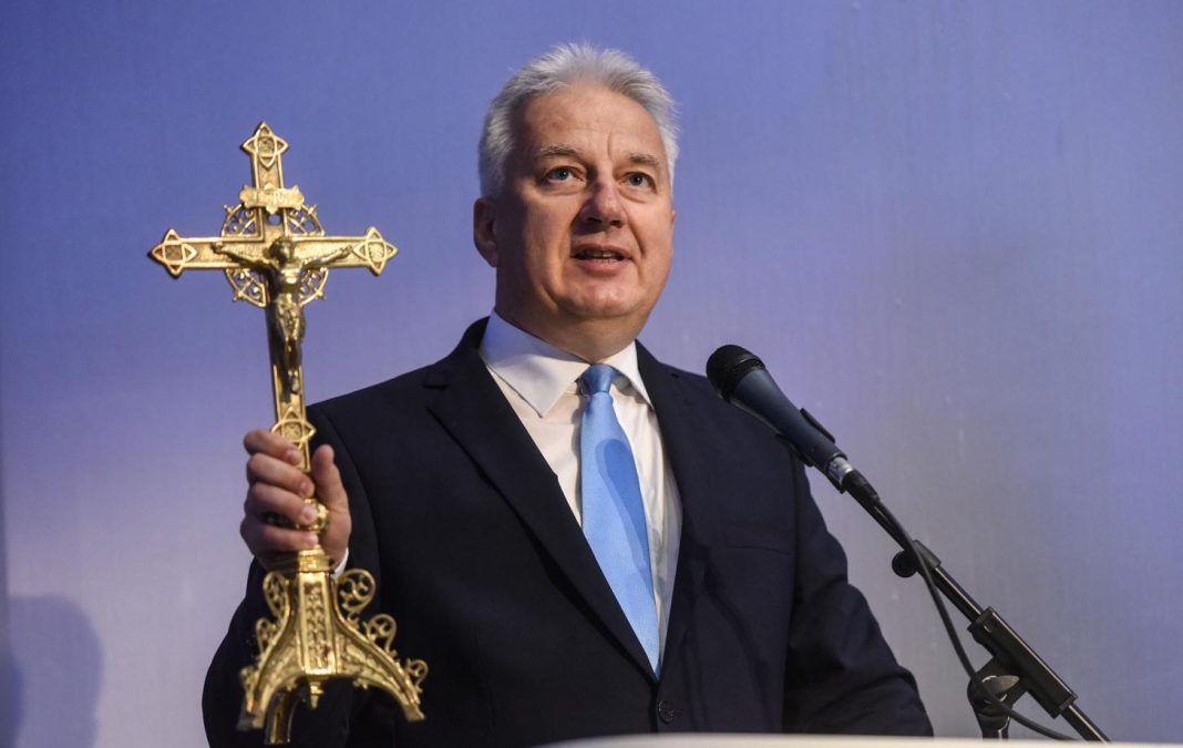 Vicepremierul maghiar la Cluj: Fidelitatea maghiarilor reformaţi din Transilvania faţă de naţiune şi dorinţa lor de a trăi dau exemplu naţiunii maghiare