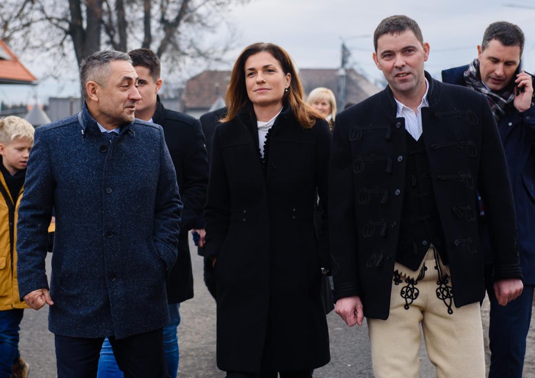 Ministrul maghiar al Justiției la Siculeni la comemorarea secuilor uciși de austrieci despre Schengen: Ungaria este deschisă către un dialog pragmatic