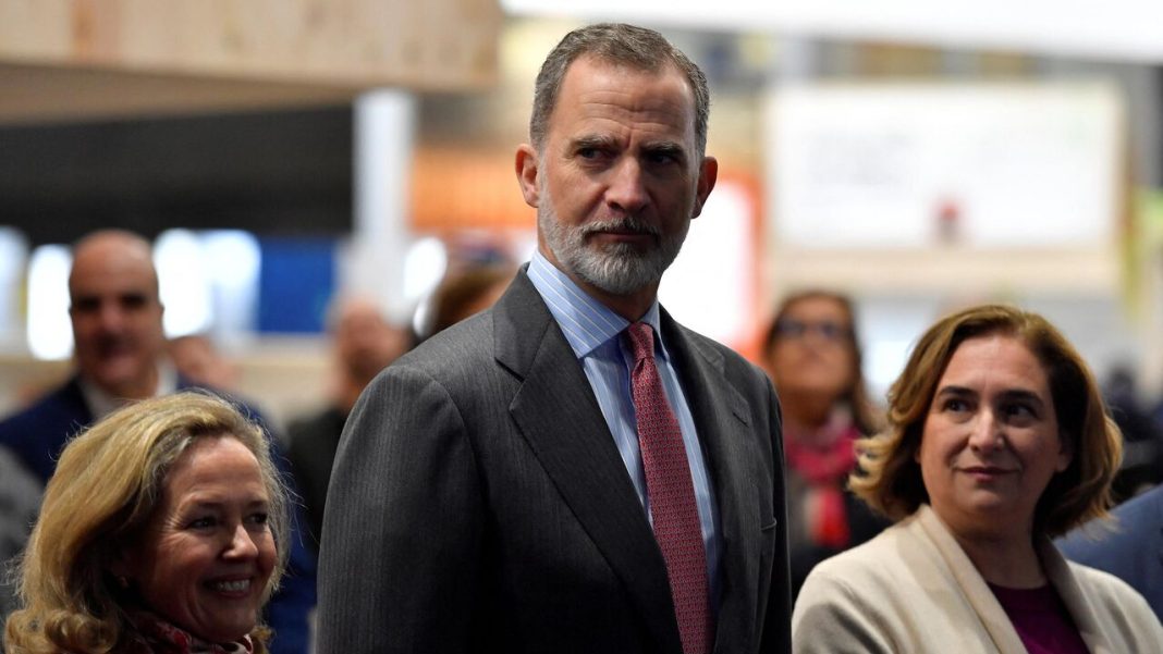 Premierul Cataloniei și primarul Barcelonei l-au umilit pe Regele Spaniei