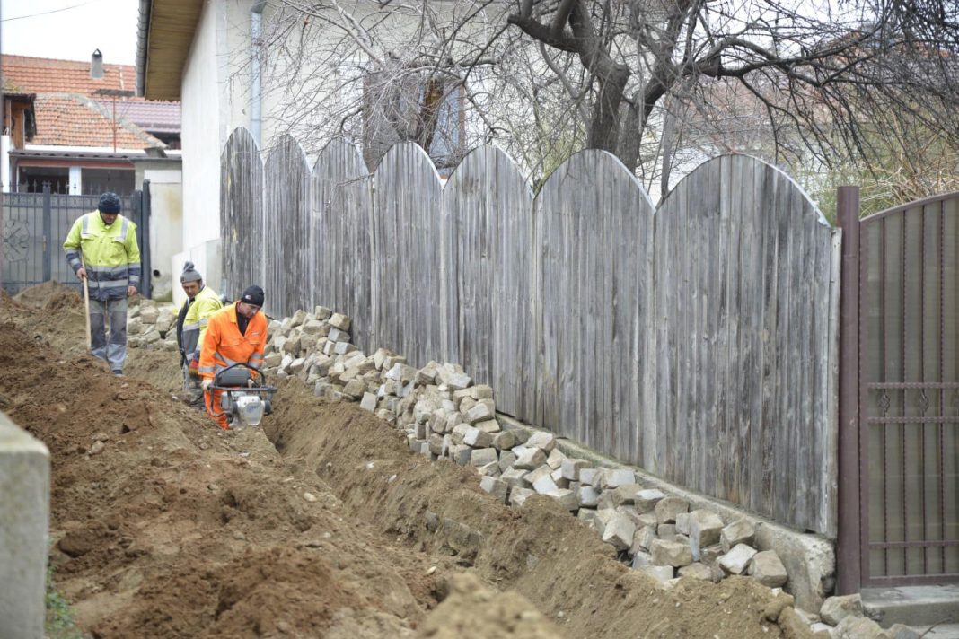 Cartierul din Turnu Severin care nu a avut asfalt zeci de ani are gaze și asfalt