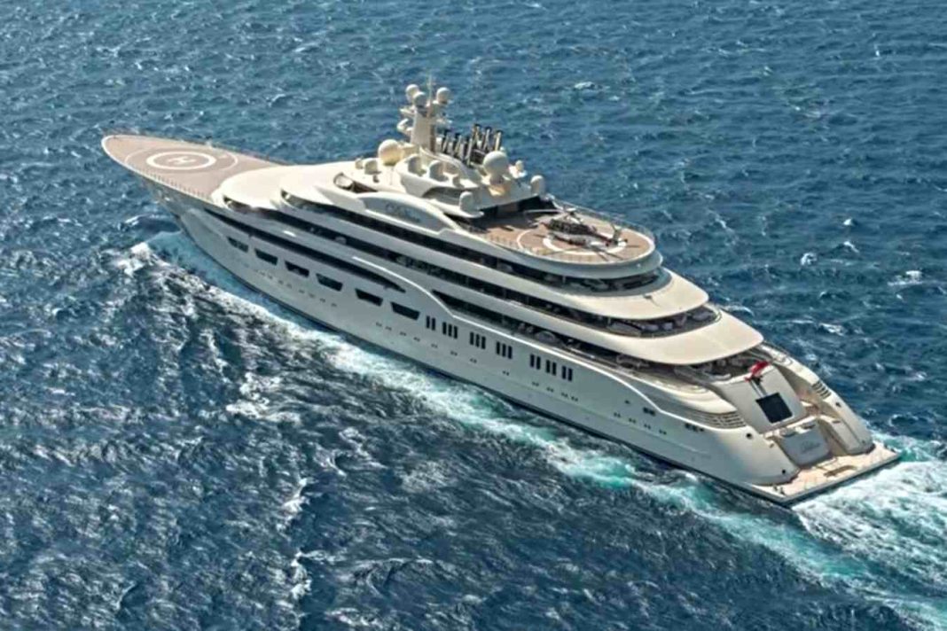 Putin: Rușilor de rând nu le pare rău de cei care și-au pierdut capitalul în băncile străine, pentru cei care și-au pierdut iahturile și palatele în străinătate