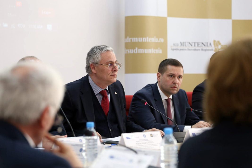 Șeful CJ Dâmbovița anunță proiecte pentru județ: Investițiile în infrastructură, în dezvoltarea de servicii pentru siguranța și în beneficiul dâmbovițenilor, dar și liniile de finanțare specifice mediului de afaceri, sunt cheia dezvoltării fiecărei comunități dâmbovițene