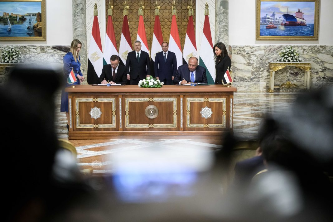 Ungaria şi Egiptul vor exploata în comun Zona Economică Specială Suez