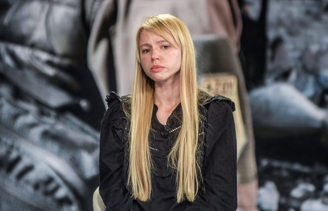 Prima Doamnă a Imperiului fascist Azov plimbată prin Germania