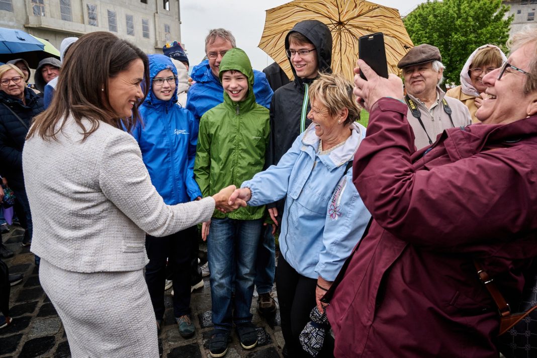 Cum a ajuns într-un an Katalin Novák cel mai popular personaj din Ungaria. Lecția prezidențială din Budapesta
