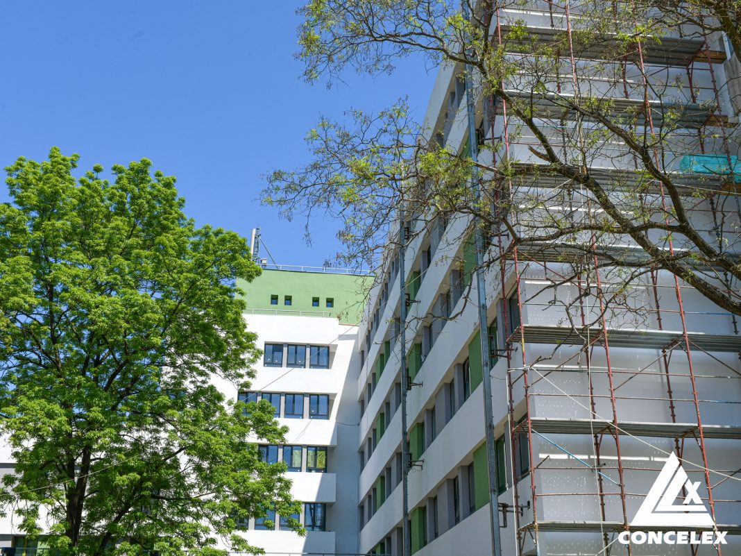 O componentă importantă a proiectului de modernizare a clădirii principale a Spitalului Județean de Urgență Drobeta Turnu Severin este eficientizarea termică