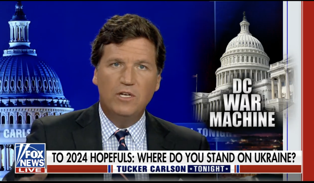Cum vrea Fox News să îi închidă gura lui Tucker Carlson