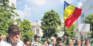 În lipsa unei reacții de la București, ucrainienii continuă să calce in picioare limba română