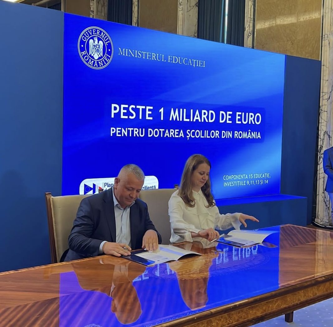 CEL MAI MARE PROIECT DE DOTARE A UNITĂȚILOR DE ÎNVĂȚĂMÂNT DIN DROBETA-TURNU SEVERIN A PRIMIT FINANȚARE