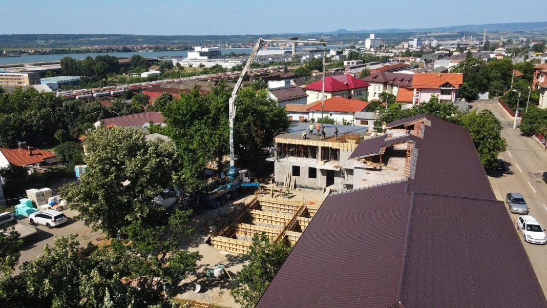 Lucrările de modernizare a Secției Boli Infecțioase din cadrul Spitalului Județean de Urgență din Drobeta Turnu Severin în ritm alert