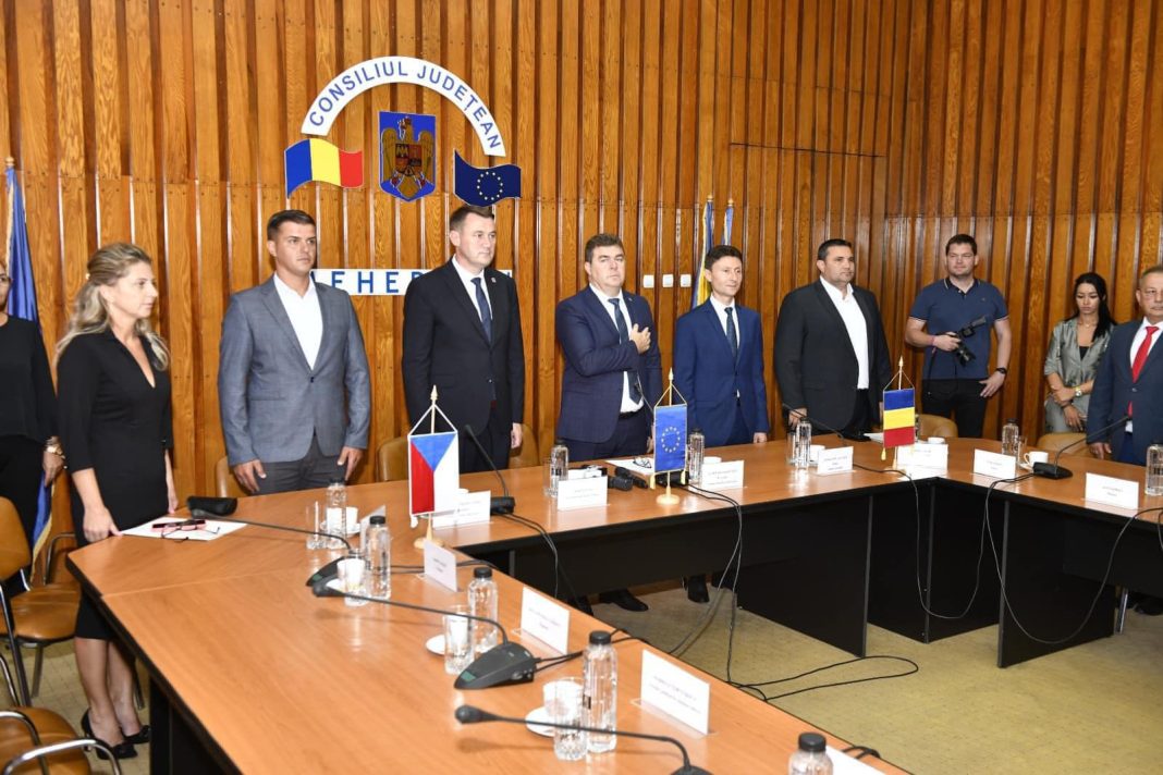 PARTENERIAT CONSILIUL JUDEȚEAN MEHEDINȚI – REGIUNEA LIBEREC (CEHIA)