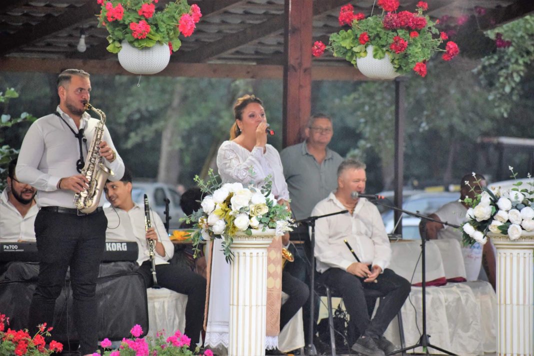 SĂRBĂTOAREA COȘUȘTEI LA ILOVĂȚ