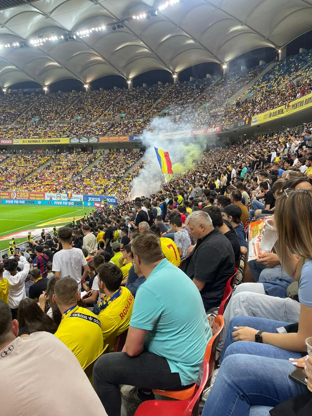 MARTOR DIN TRIBUNĂ: Am văzut totul, de aproape, inclusiv comportamentul portarului albanez din Kosovo