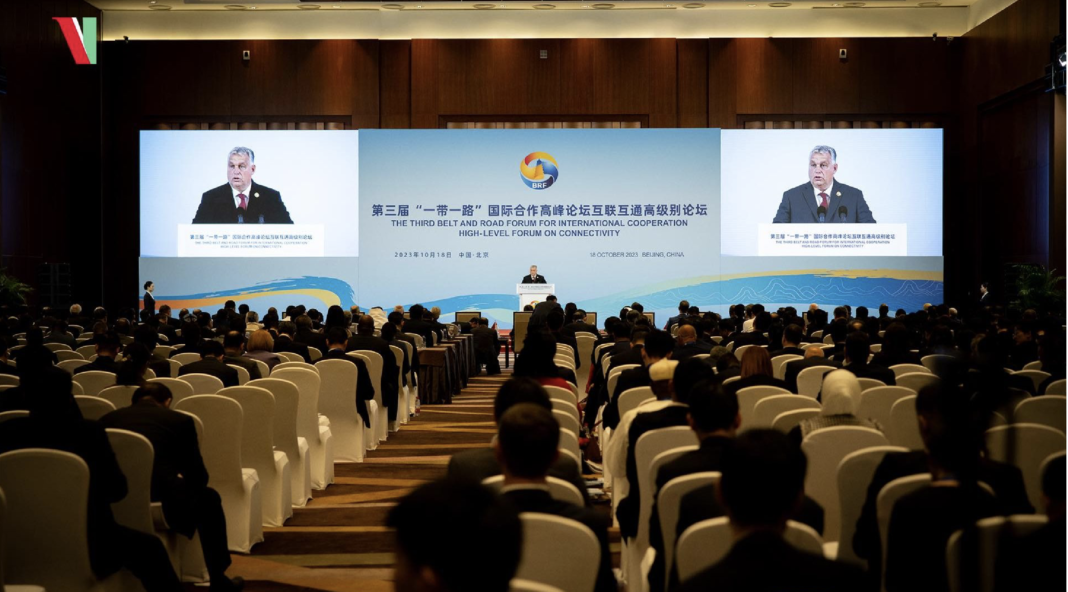 Viktor Orbán la Beijing: Obiectivul Ungariei este să fie punctul de întâlnire al economiei şi tehnologiei din est şi vest