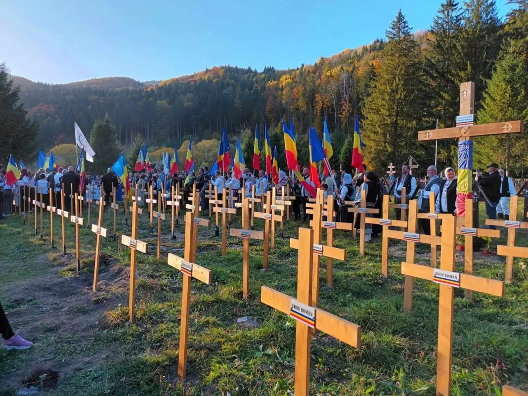 Ambasadorul român la Budapesta a promis la MAE ungar că va lua atitudine împotriva „profanării” cimitirului din Valea Uzului. Ungaria: „Extremişti români au săpat printre mormintele eroilor decedaţi şi au organizat picnicuri”