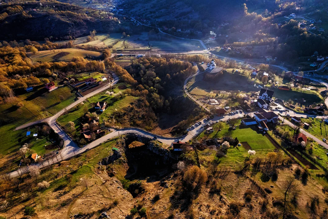 PROIECT PENTRU CONSERVAREA BIODIVERSITĂȚII ÎN GEOPARCUL PLATOUL MEHEDINȚI