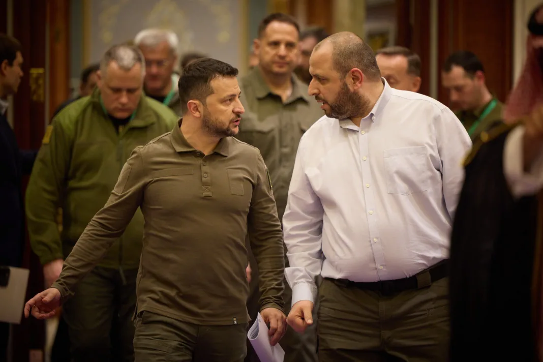 Strana.ua: 3 copii ai șefului Ministerului Apărării al Ucrainei Rustem Umerov au primit cetățenia SUA