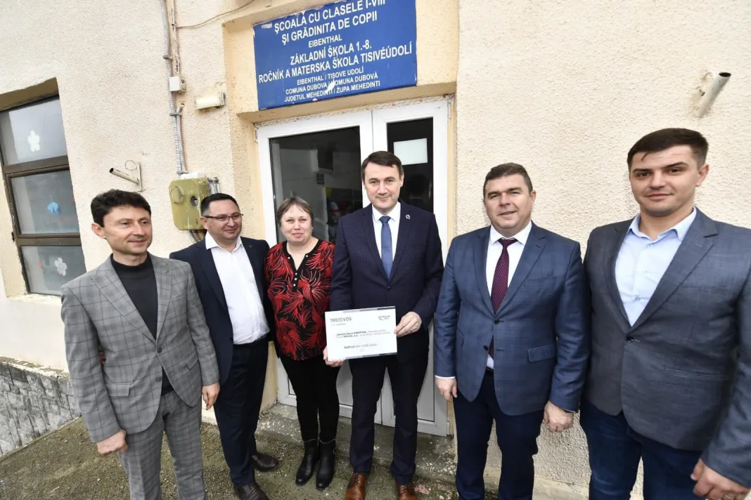 Sprijin pentru școala din Eibenthal, comuna cehilor de pe Clisură