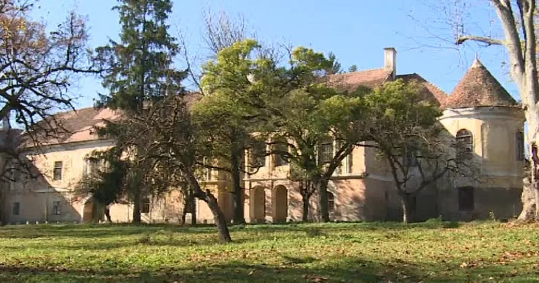 Castelul de la Gilău renovat va fi inaugurat pe 17 mai