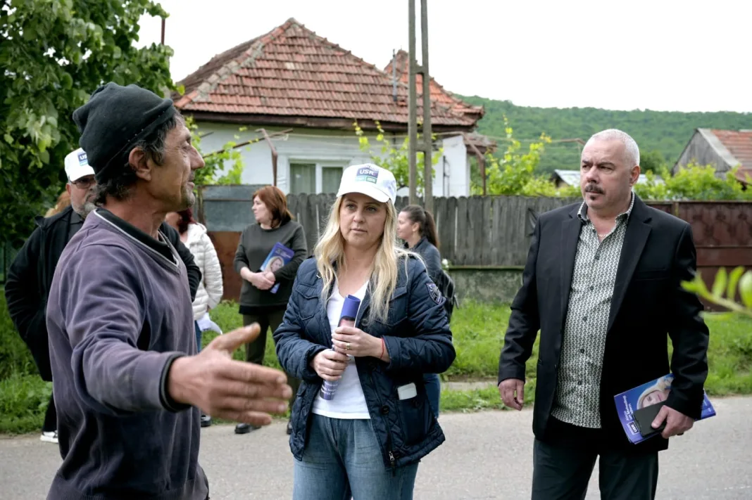 Ramona Cupă, candidat pentru președinția Consiliului Județean Mehedinți din partea Dreptei Unite, la Izvoru Bârzii