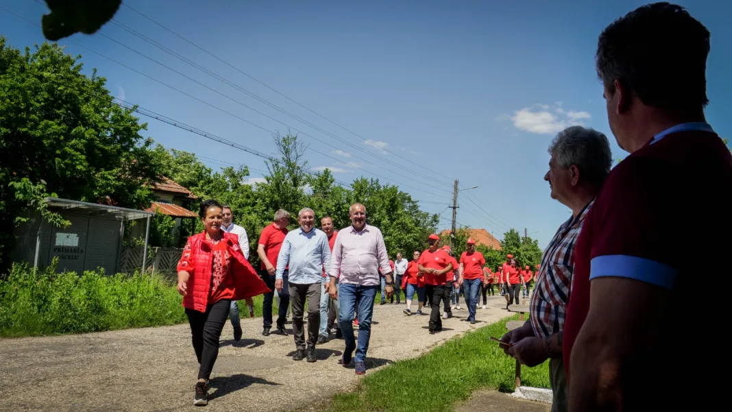 SĂCELU, GORJ/ Ileana-Loredana DĂNĂȘEL susținută de oameni pentru funcția de primar