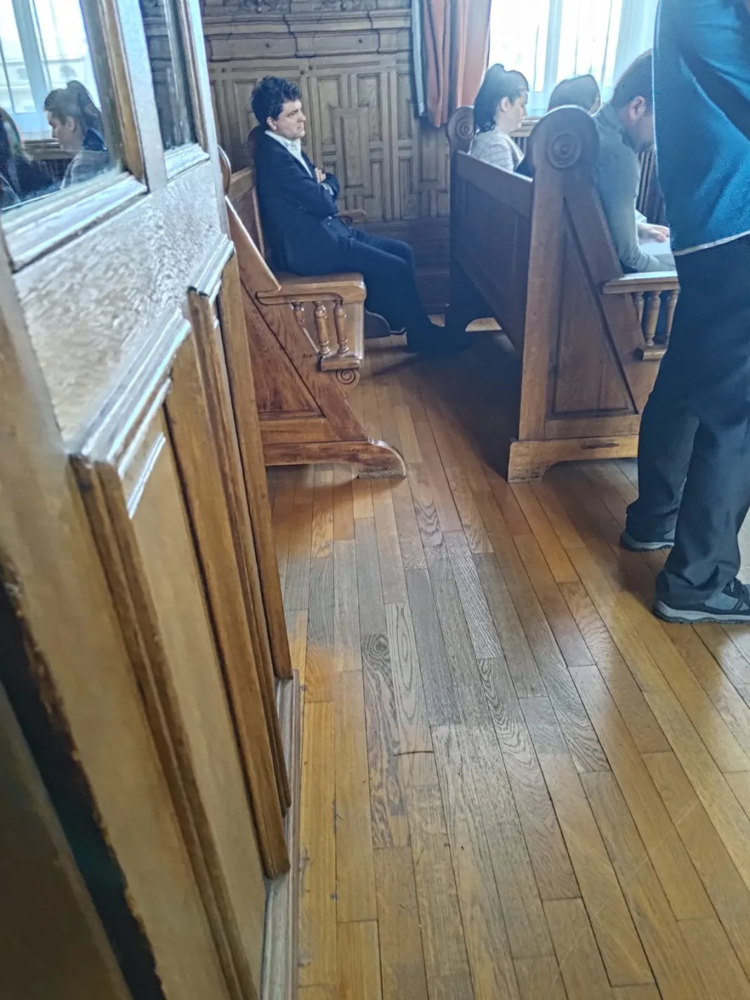 Nicușor Dan în proces pentru amenda primită că nu a eliberat autorizația de construire a unui centru de tratament pentru copiilor oncologici