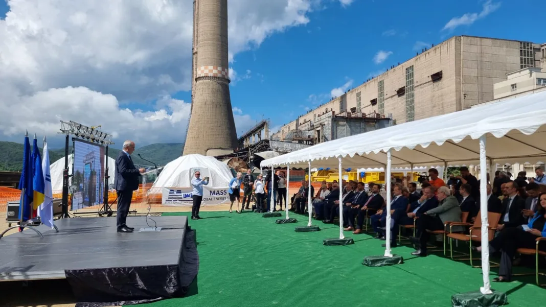 A sosit prima turbină la noua centrală de la Mintia