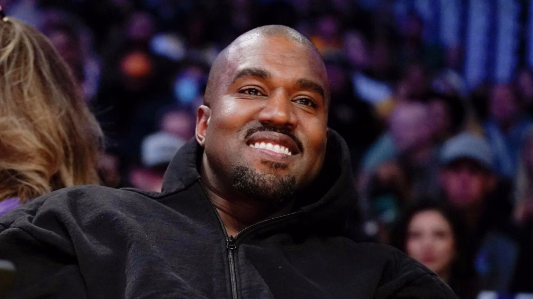 Rapperul american Kanye West a ajuns la Moscova