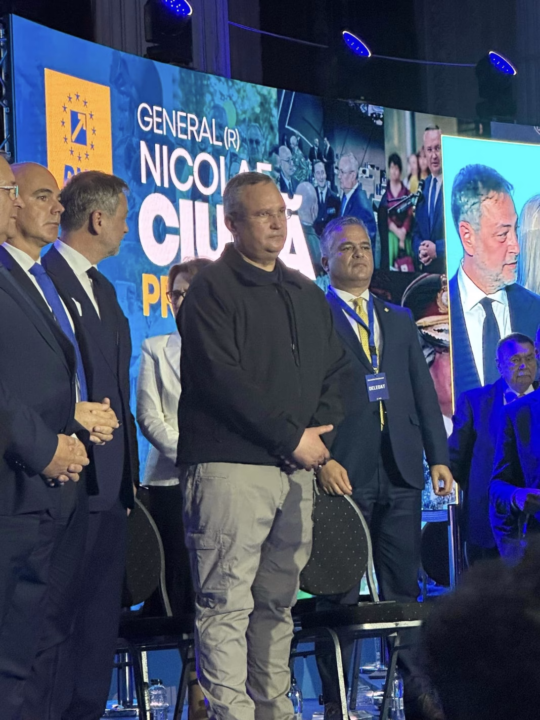 Nicolae Ciucă: Nu ne-am îndoit niciodată că vom pierde puncte electorale făcând alianţa cu PSD. Am fi vrut să construim coaliţia cu aliatul firesc, de dreapta. Îi aşteptăm să se maturizeze, să înţeleagă lecţia pe care românii le-au dat-o la ultimele alegeri