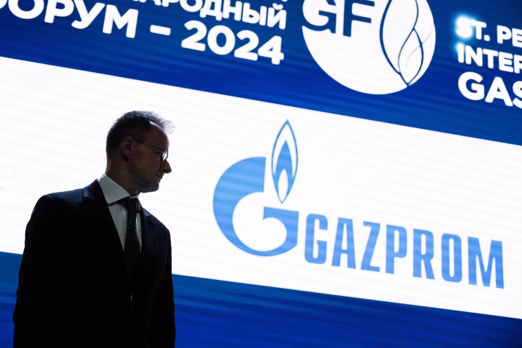 Ministrul de externe maghiar: Parteneriatul corect între Gazprom şi Ungaria garantează securitatea aprovizionării şi competitivitatea preţului